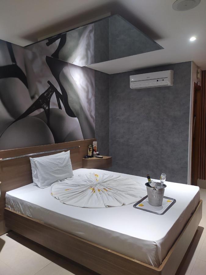 Motel La Folia ريبيراو بريتو المظهر الخارجي الصورة