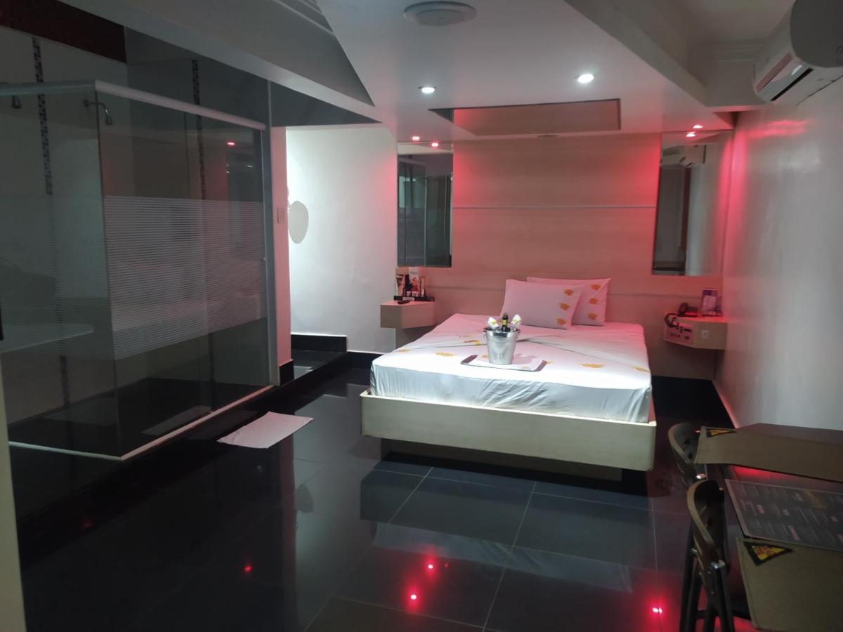 Motel La Folia ريبيراو بريتو المظهر الخارجي الصورة