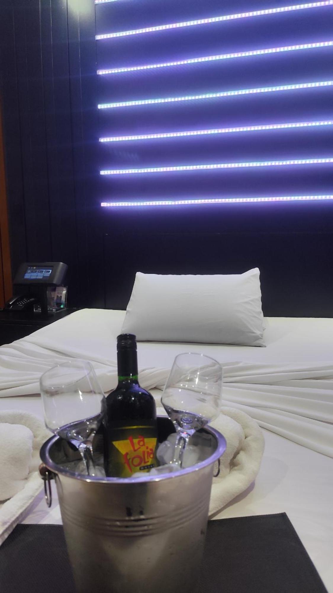 Motel La Folia ريبيراو بريتو المظهر الخارجي الصورة